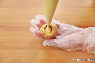 亲手做的泡芙好吃到爆,自己在家怎么做泡芙简单又好吃
