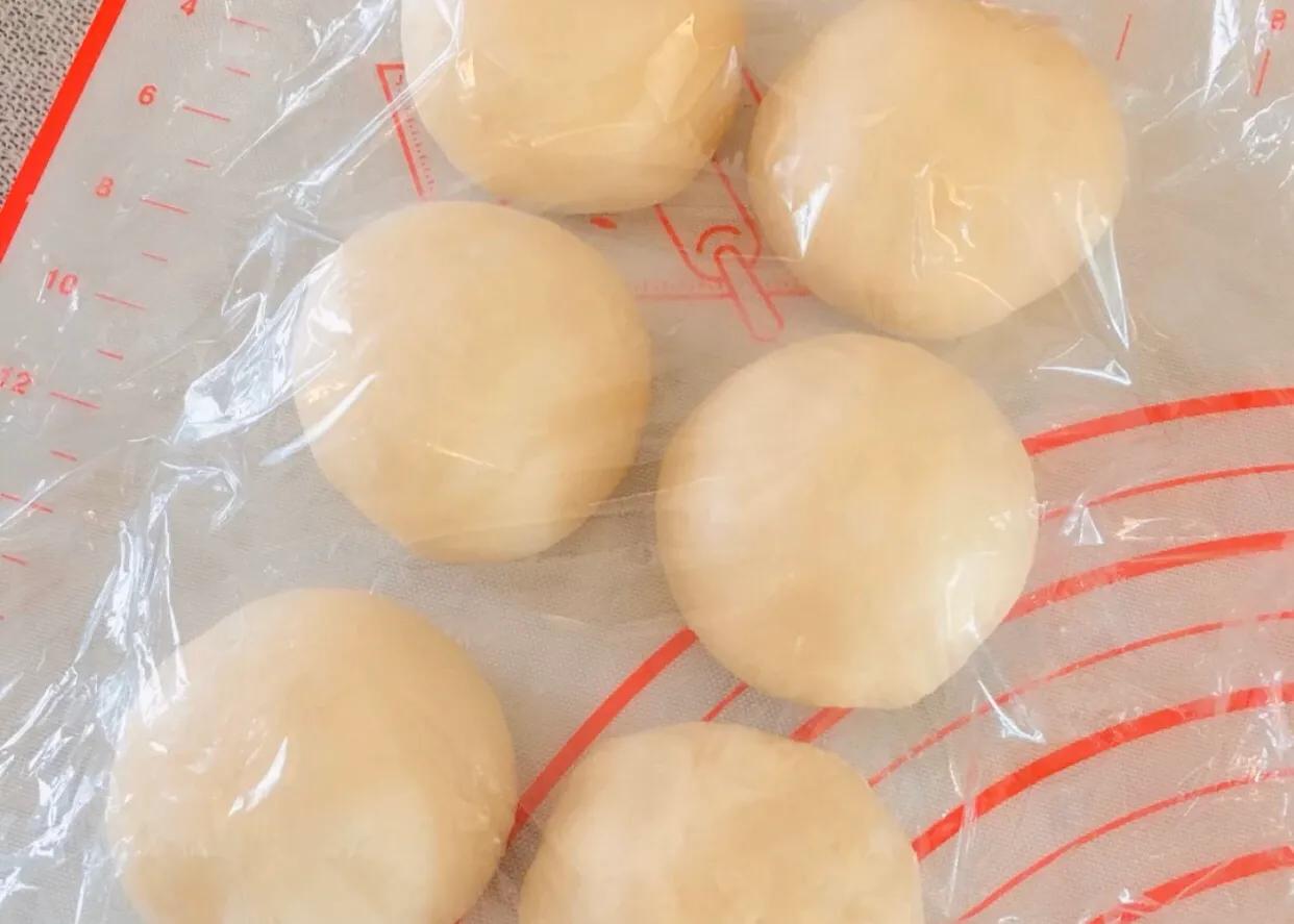 家常毛毛虫面包简单做法,小孩子爱吃的面包的做法