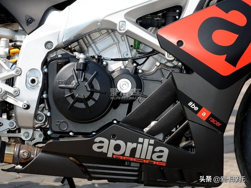 推荐车的长腿小姐姐,新手骑仿赛摩托车推荐