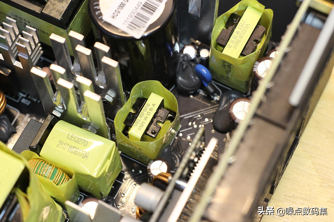 安钛克750w电源拆机,安钛克hcg650w电源安装教程