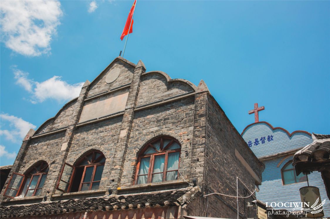 贵州除了千户苗寨还有其他玩的吗,贵州千户苗寨外的古镇