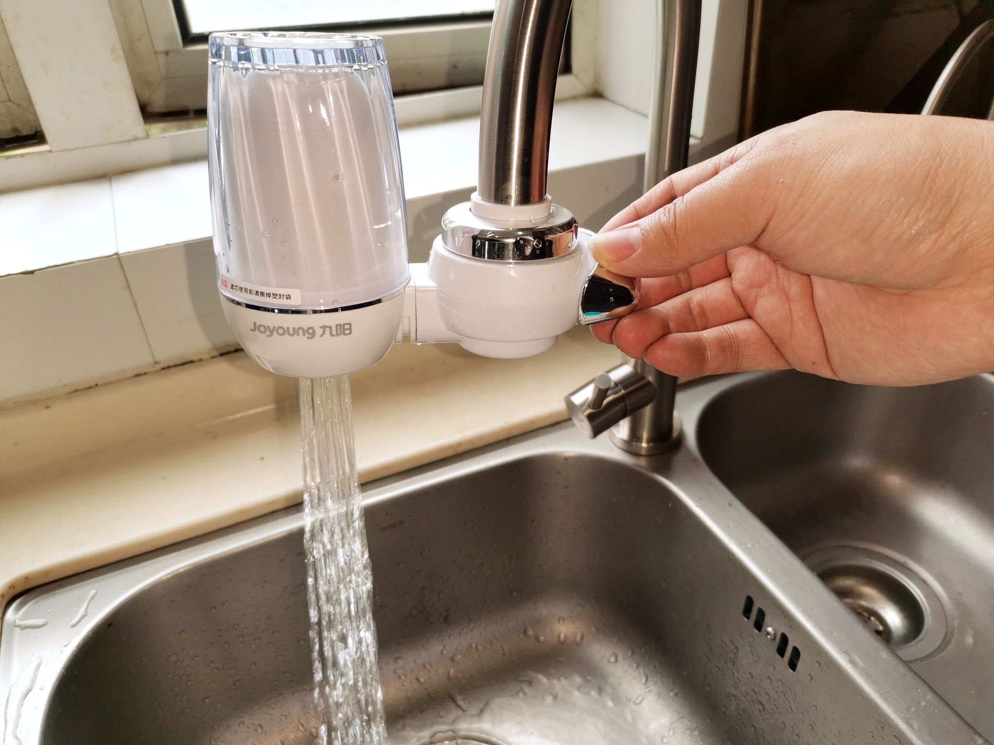 九阳厨下式净水机,九阳水龙头净水器如何净水