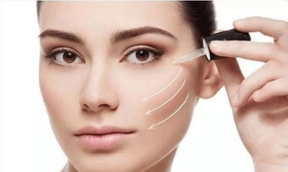 皮肤松弛用什么护肤品提拉紧致,脸上皮肤松弛吃什么能快速紧致