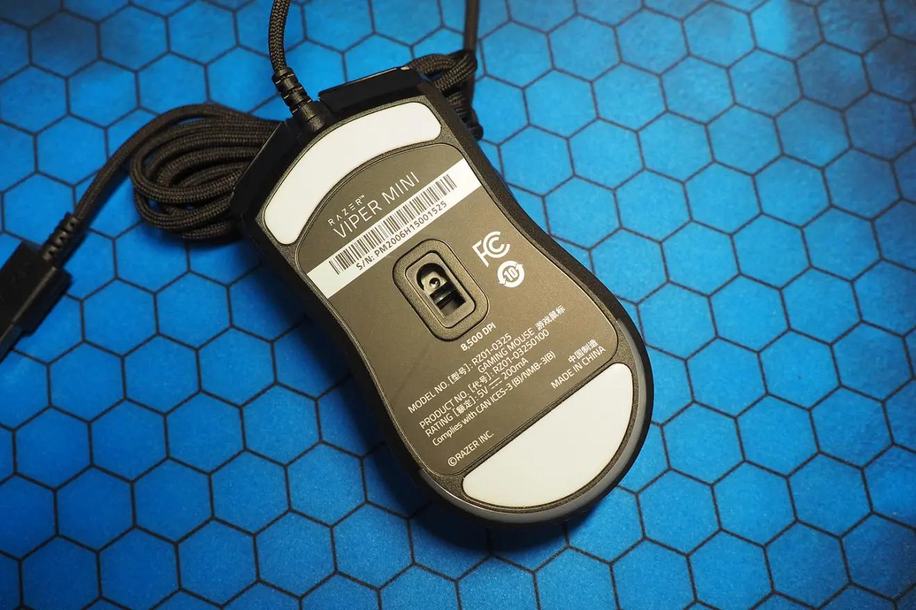 雷蛇毒蝰终极版无线鼠标评测,雷蛇毒蝰mini游戏鼠标评测