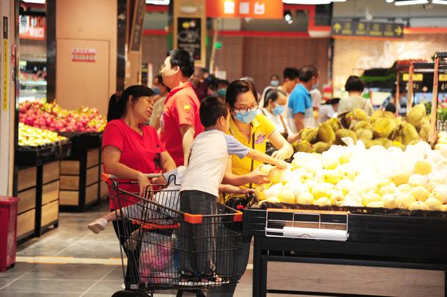 南兴广场服装品牌,南兴广场地产