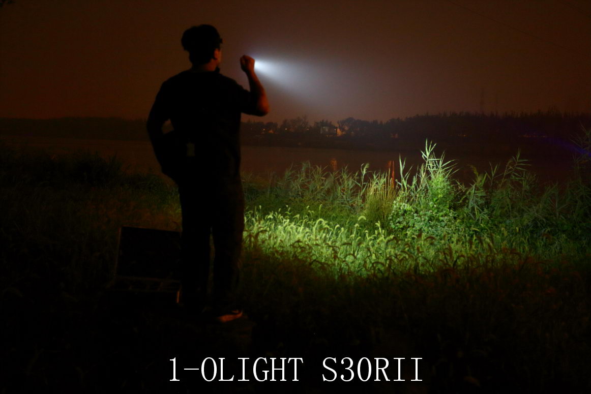 千米金箍棒OLIGHTWARRIOR武士XTurbo评测超级远射桶评测