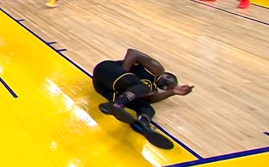 追梦格林被踢裆,海沃德和格林事件