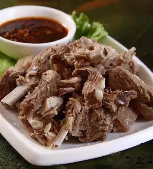 烤全羊舌尖上的美味,柴达木烤全羊