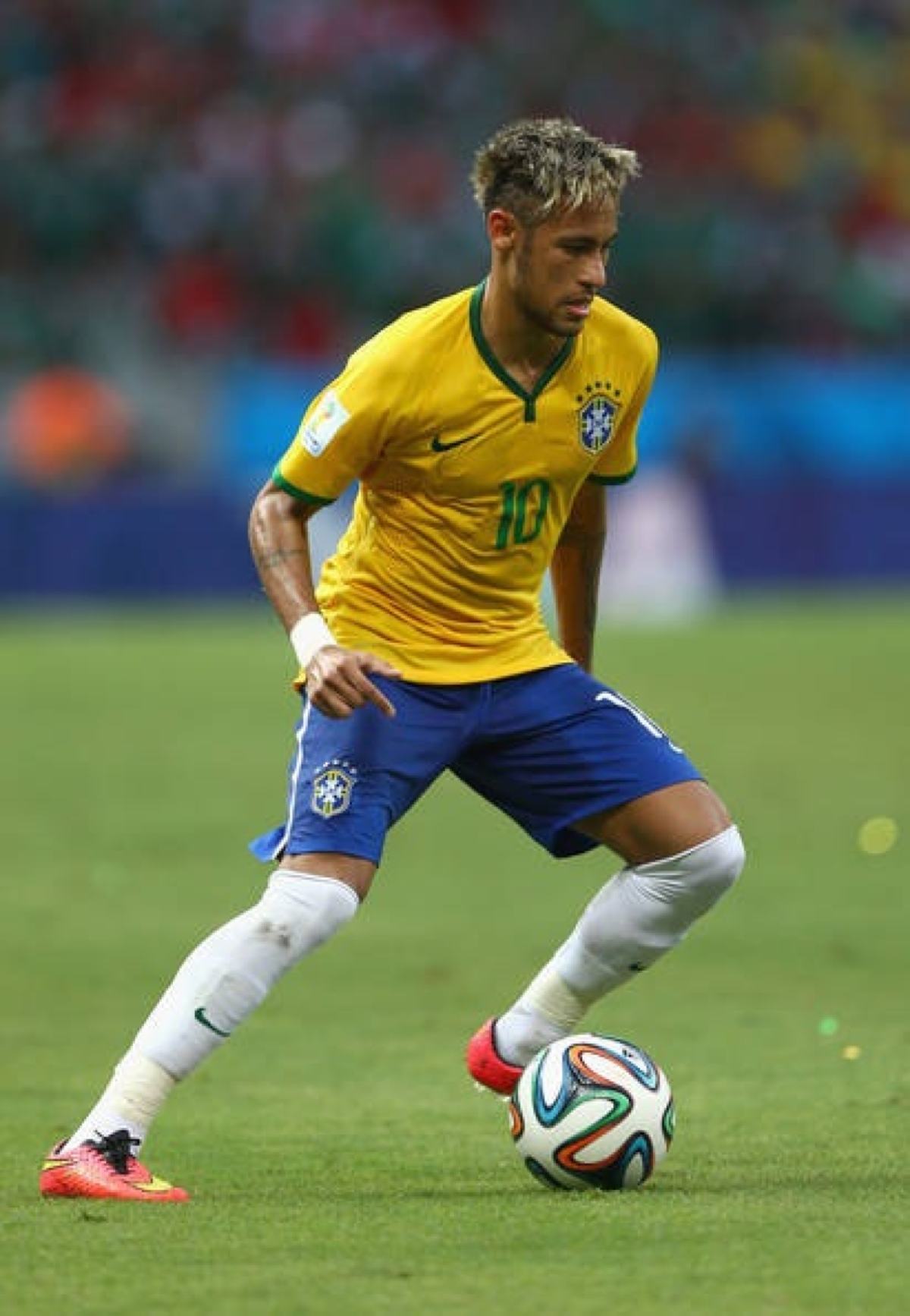 世界足坛未来十大边锋,足坛历史十大边锋的排名