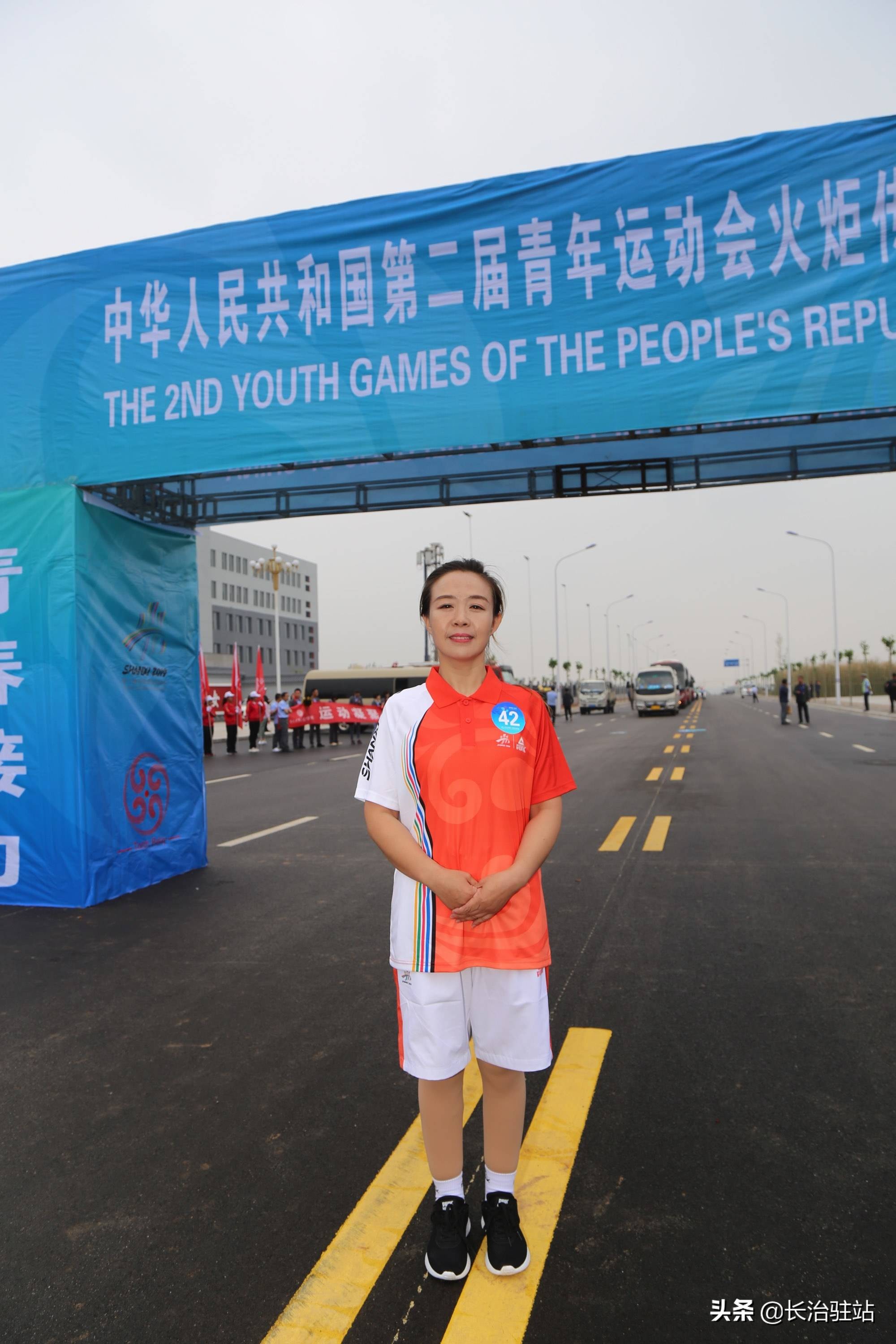 二青会实体火炬首站传递,二青会实体火炬传递完美收官