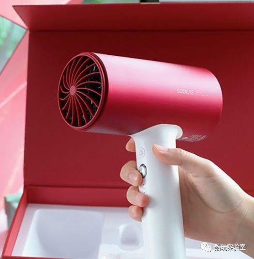 国货彩妆开挂了,国货彩妆新开挂