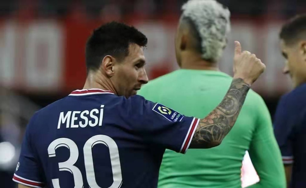 足坛第一高薪还是他！3年1.1亿，梅西彻底甩开C罗内马尔