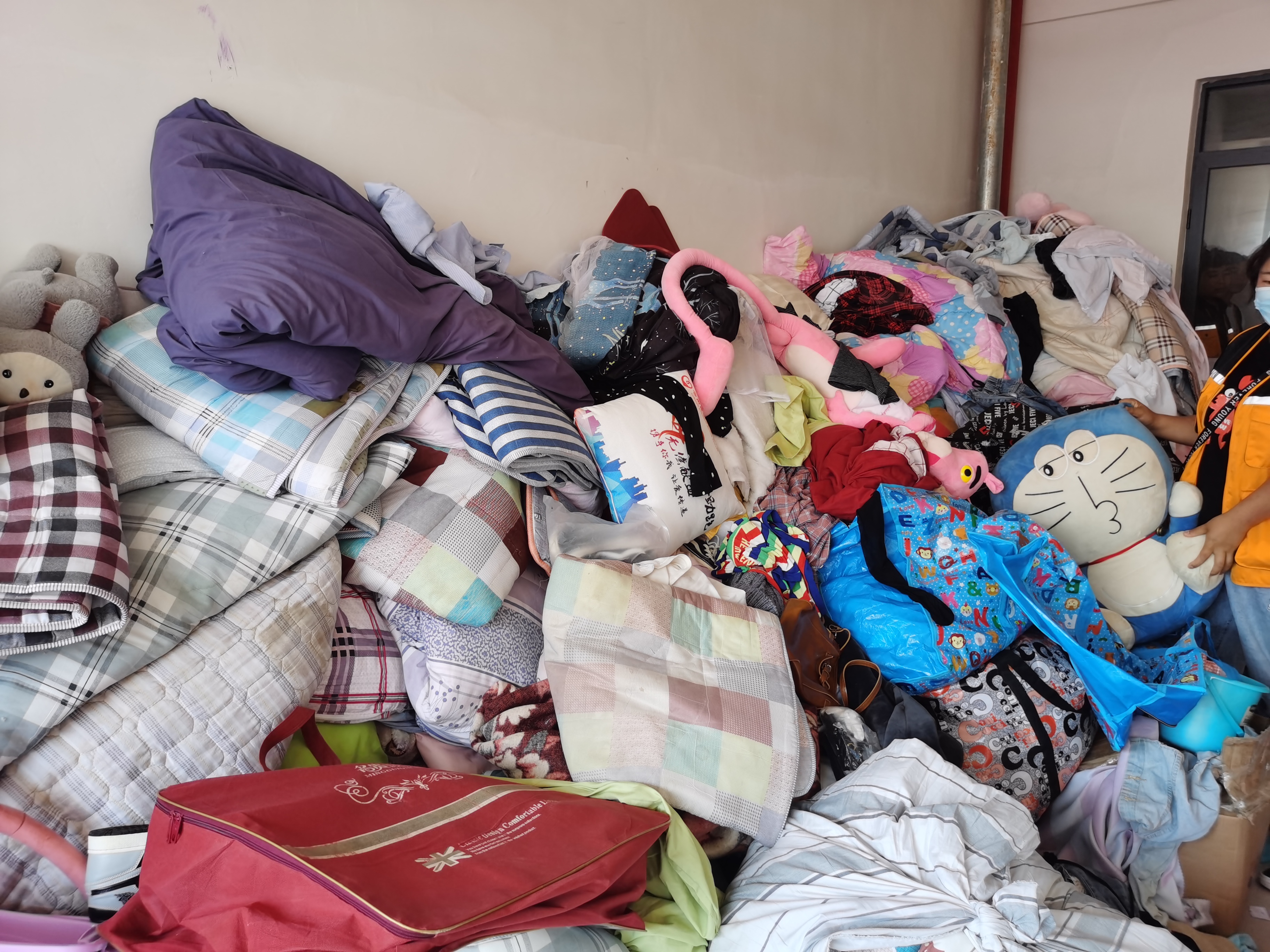 兰州市城关区附近废品上门回收,广州建设街大件废品上门回收