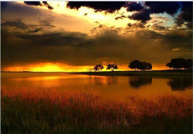 吉林省风景好的公路,吉林省第一条高速公路是哪条