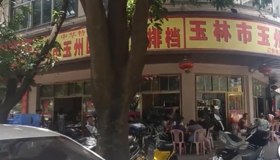 南宁卖牛杂一个月能赚多少钱,摆摊卖60斤牛杂能赚多少钱