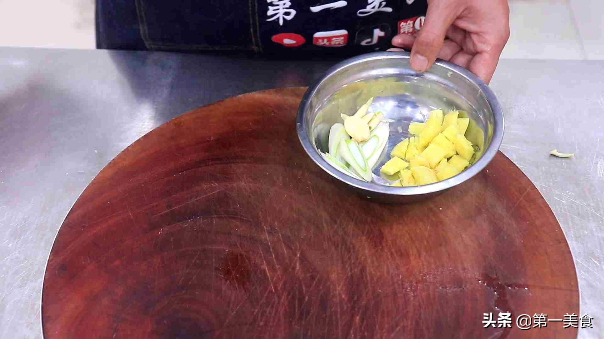 带鱼怎么做最好吃家庭做法,带鱼怎么做好吃简单视频