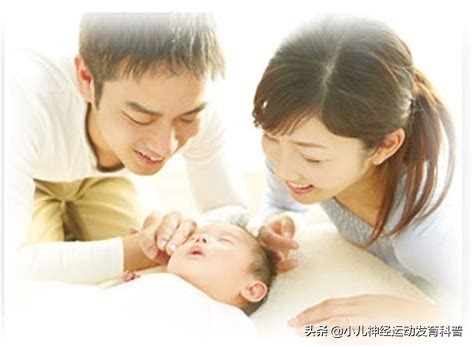 婴儿出生2个半月该做什么运动,出生一个月的宝宝正确的作息时间