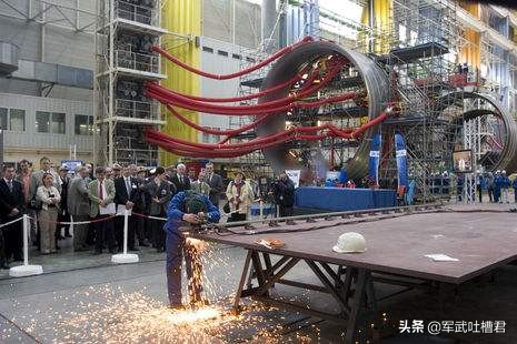 潜艇耐压壳原理,潜艇耐压壳结构