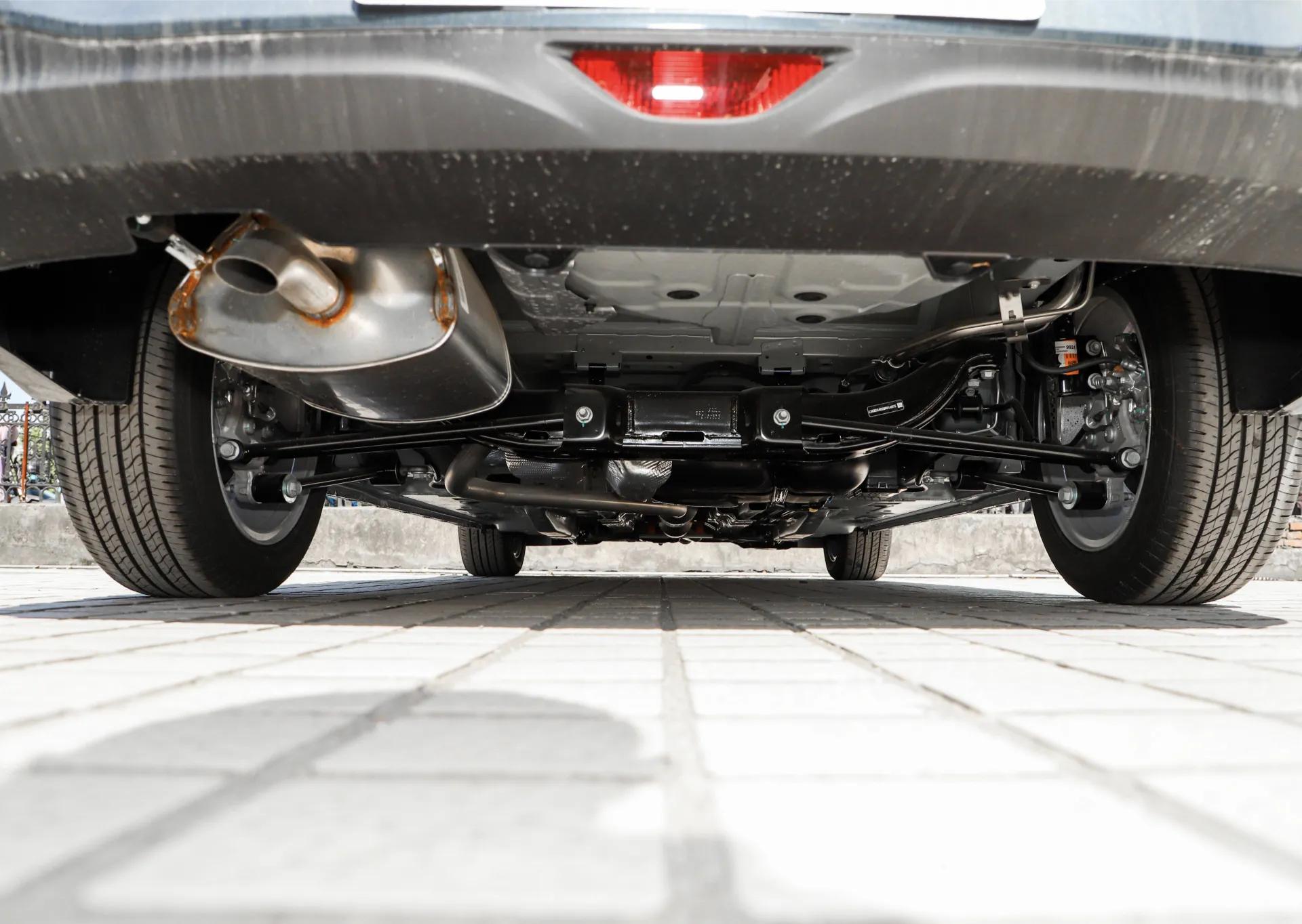 月薪五千开得起别克英朗吗,别克英朗开两万公里卖了值得么