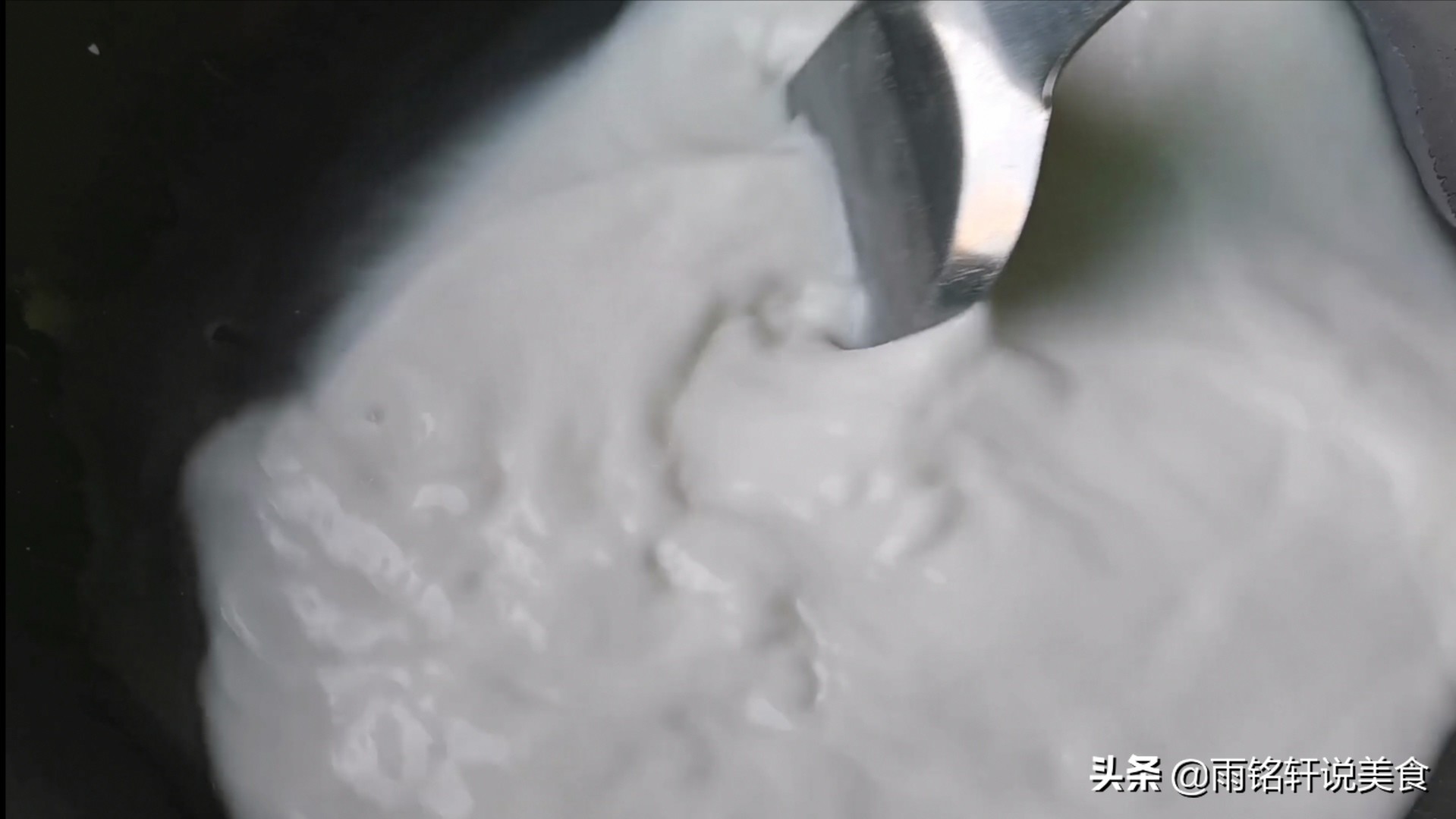 红薯粉怎么做凉皮凉粉,1斤红薯淀粉怎么做凉粉