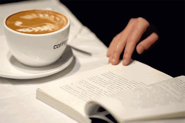 《但是还有书籍》：快时代里，人唯一可以随身携带的避难所与花园