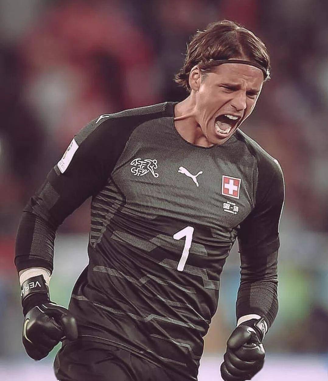 意媒：罗马队长联系穆帅澄清误会,意媒评价罗马换帅