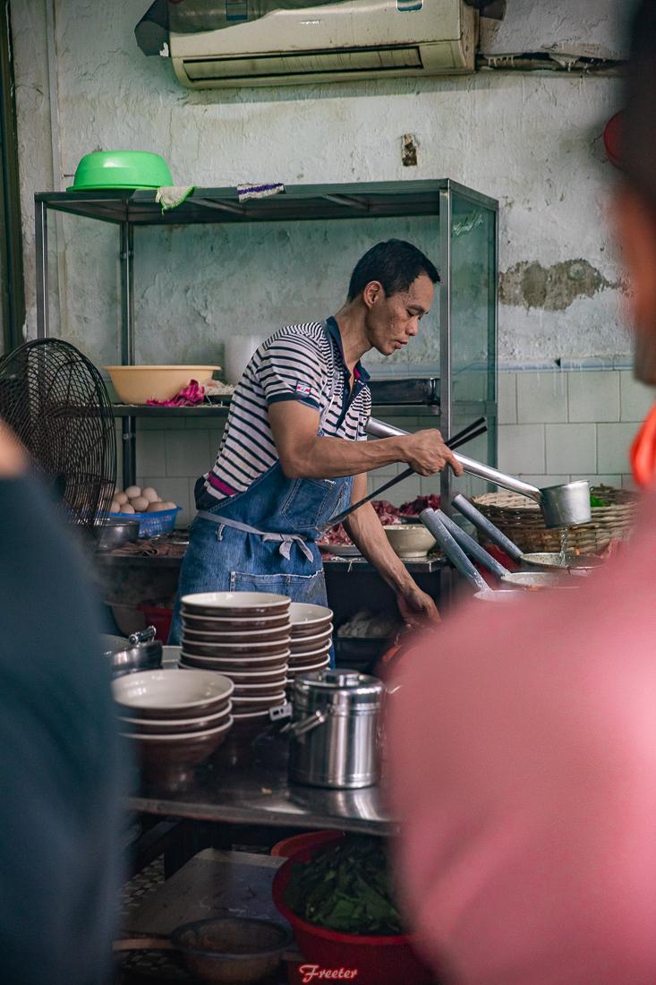 西门老街19元一碗的牛肉海鲜面，虽贵但好吃到勾魂