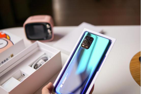 性能超级好性价比高手机,这款手机究竟有何魔力