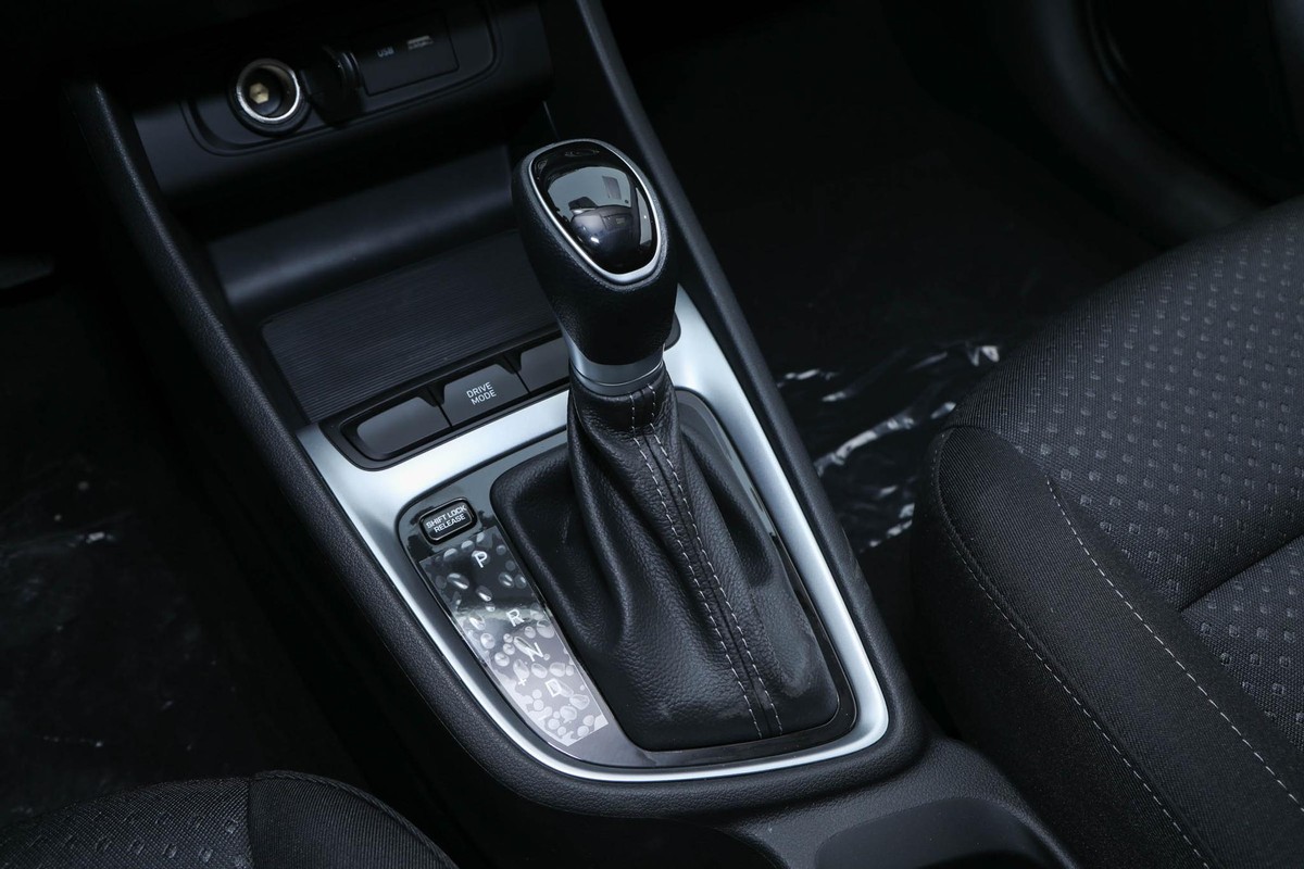 1.6l配6at自动挡德系,18款现代悦动价格