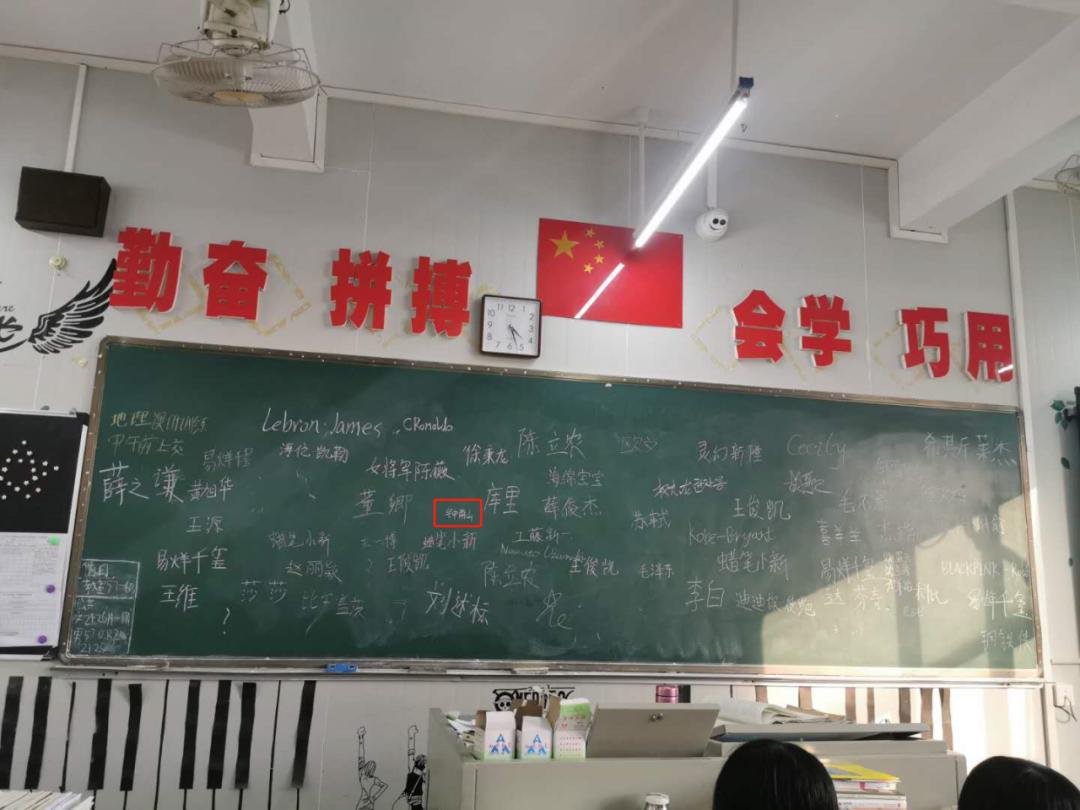 以后想出来当医生要报考什么专业,想考能做手术的医生要考什么专业