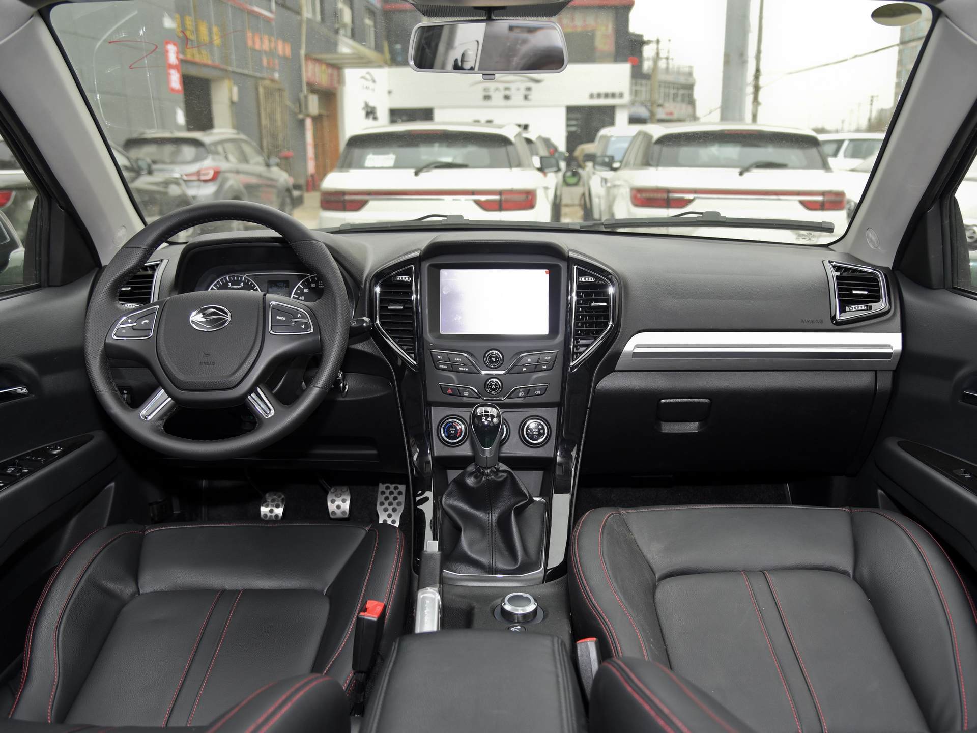 陆风x81.8t越野,陆风x81.8t发动机数据