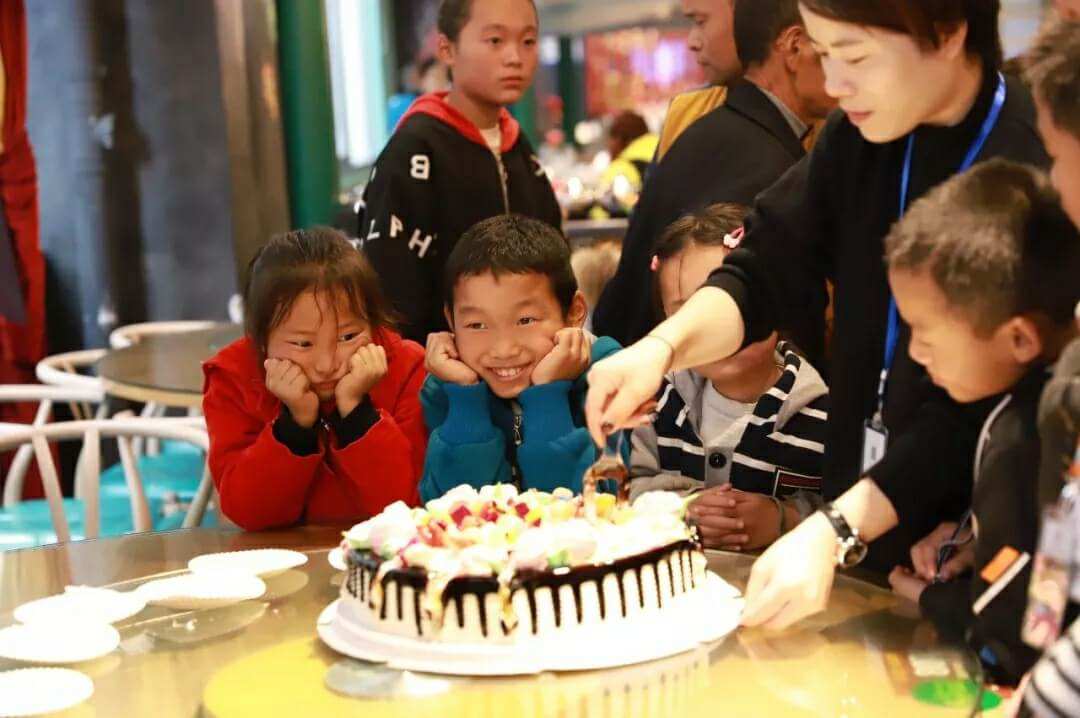 古代生日歌怎么唱,在生日唱什么歌