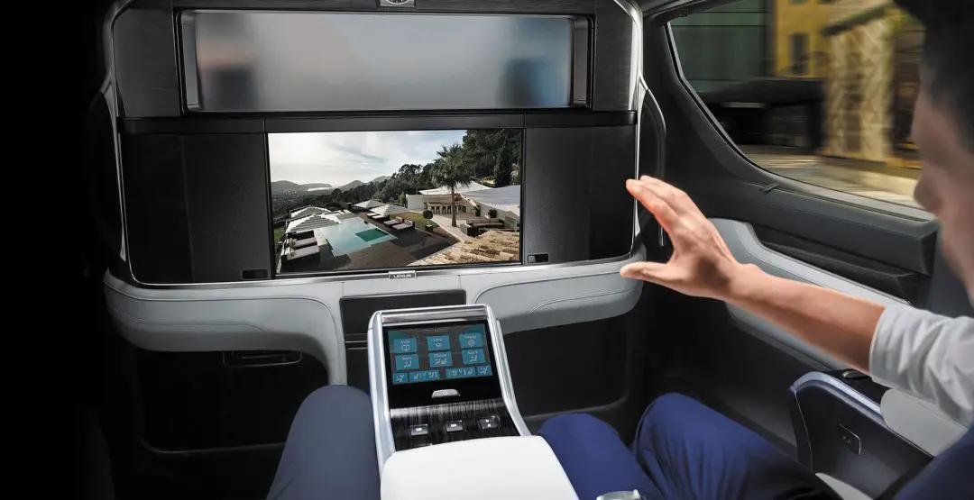 最壕“面包车”雷克萨斯LM上市116.6万起,你猜会加价多少?