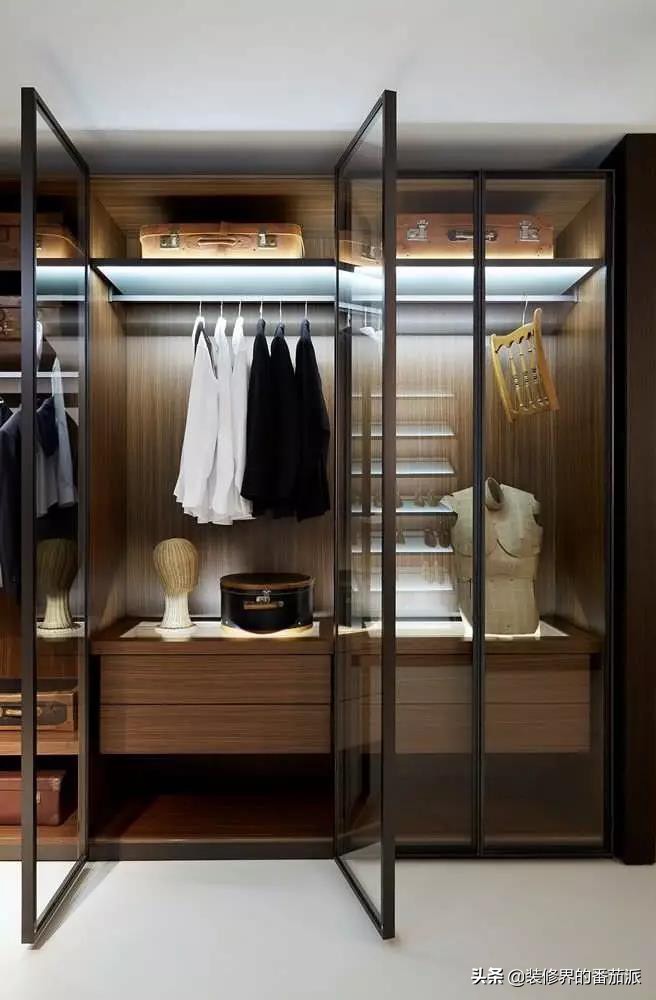 开放式衣帽间防潮怎么做,开放式衣帽间防尘帘防灰效果