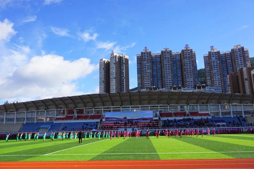 @个旧人，动起来！15分钟健身圈你打卡了吗？