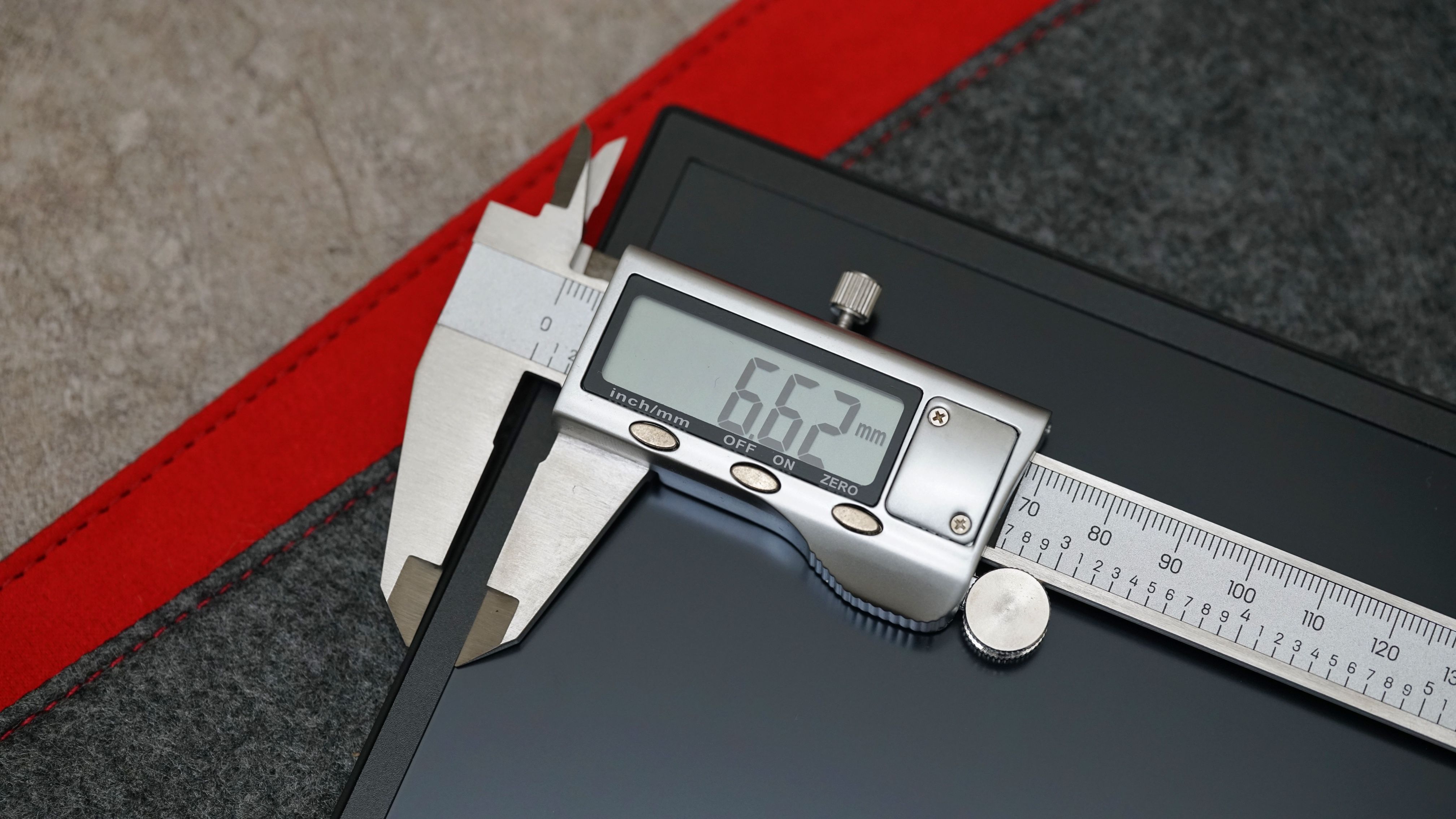 联想发布thinkvision裸眼3d显示器,联想裸眼3d显示器thinkvision27评测