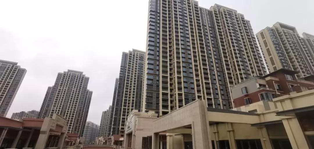 万达滨江城房子值得买吗,九龙湖万达茂学区房