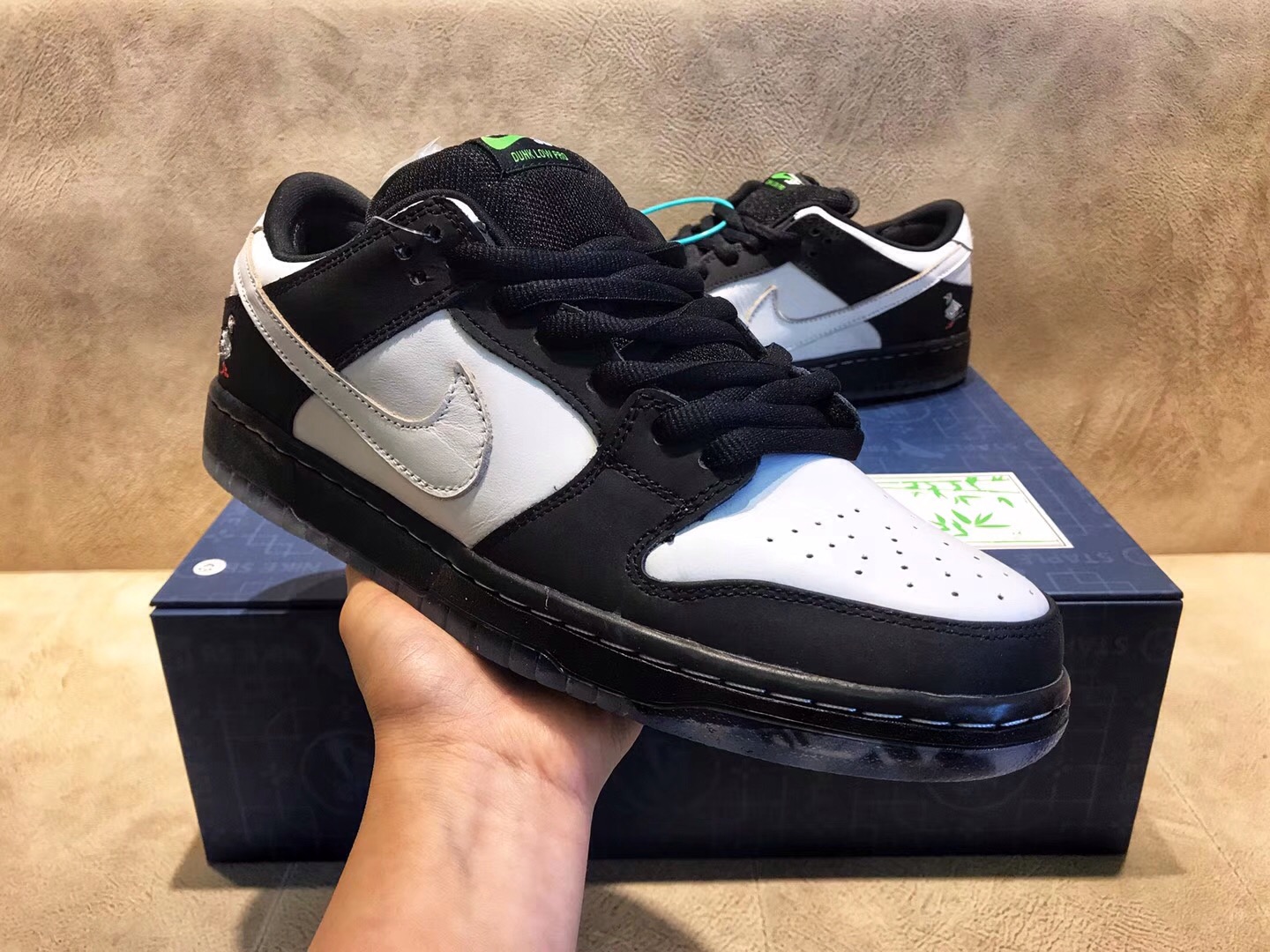 阿迪达斯龙鳞E5,阿迪贝壳头vs耐克aj