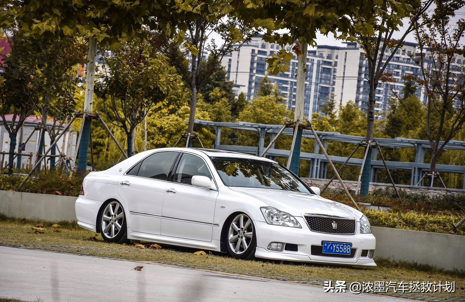 日系五菱之光,日系最好的三款车丰田皇冠