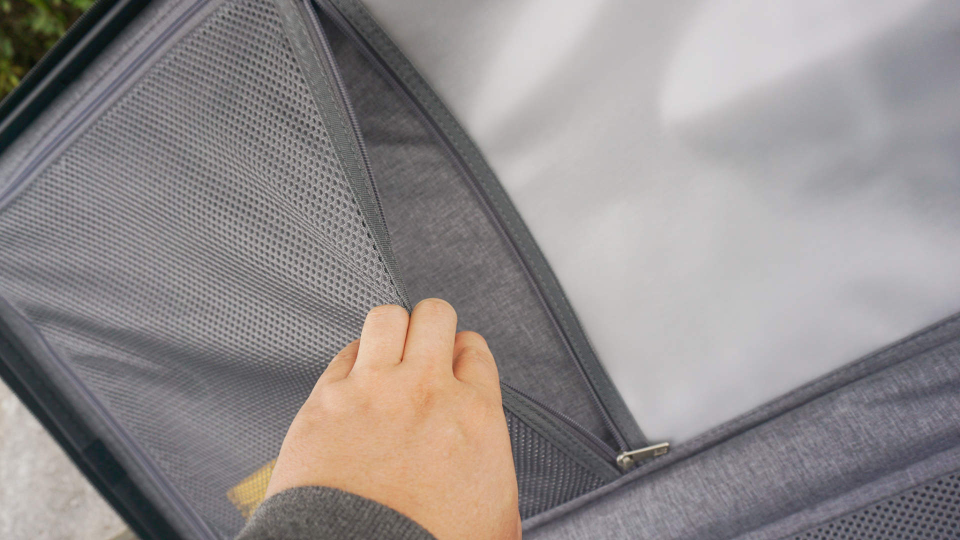 有颜值又能装,出门旅行怎能少了她,地平线8号大旅行家宽拉杆箱