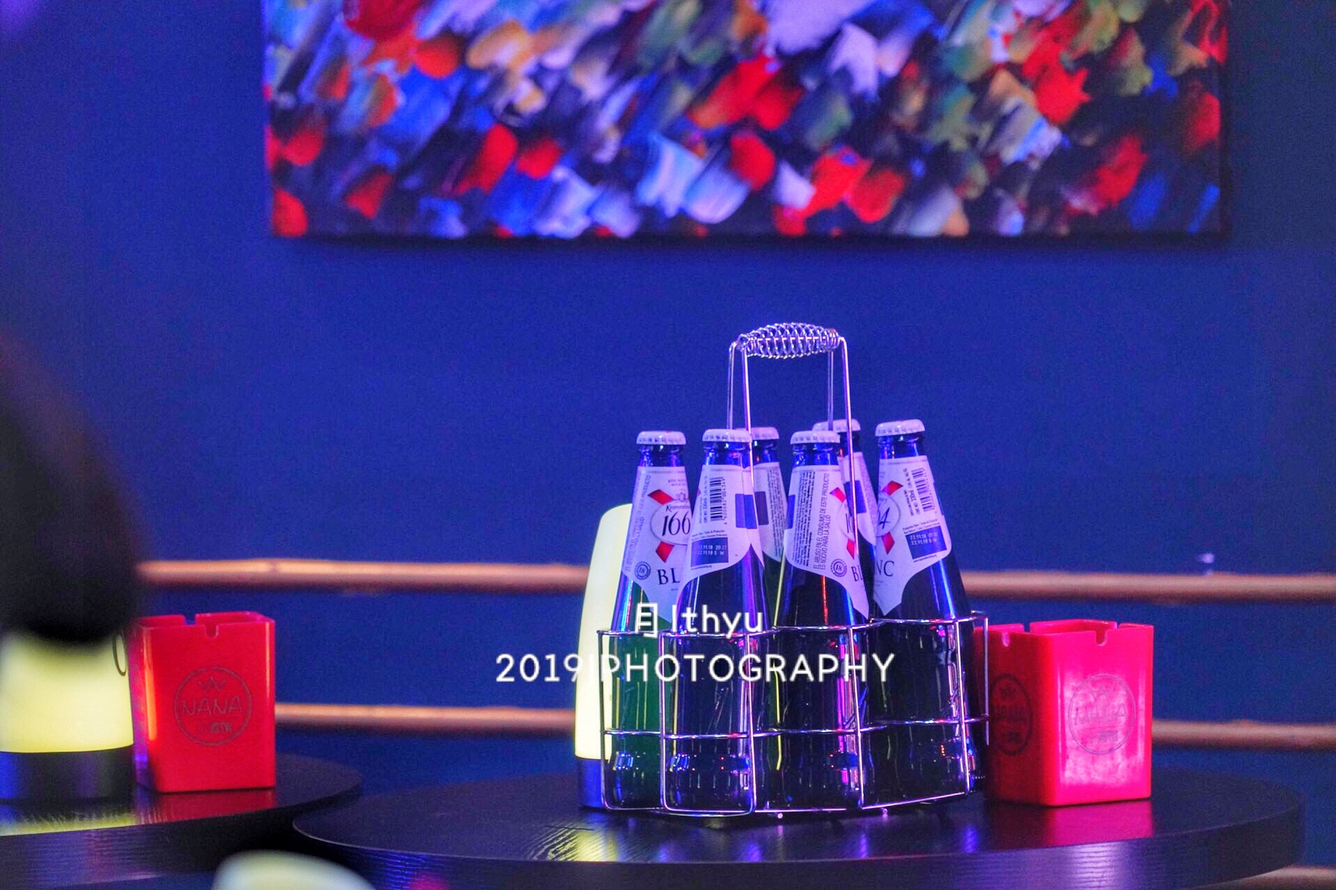 今夜就独饮娜娜是个女人，沉醉在鼓浪屿的夜色中