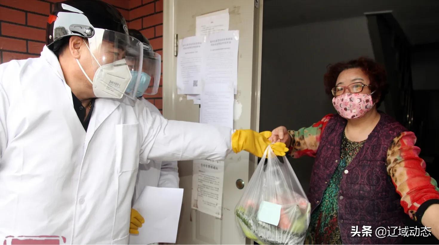 物业爱心助农让业主买白菜,物业自购爱心蔬菜送居民