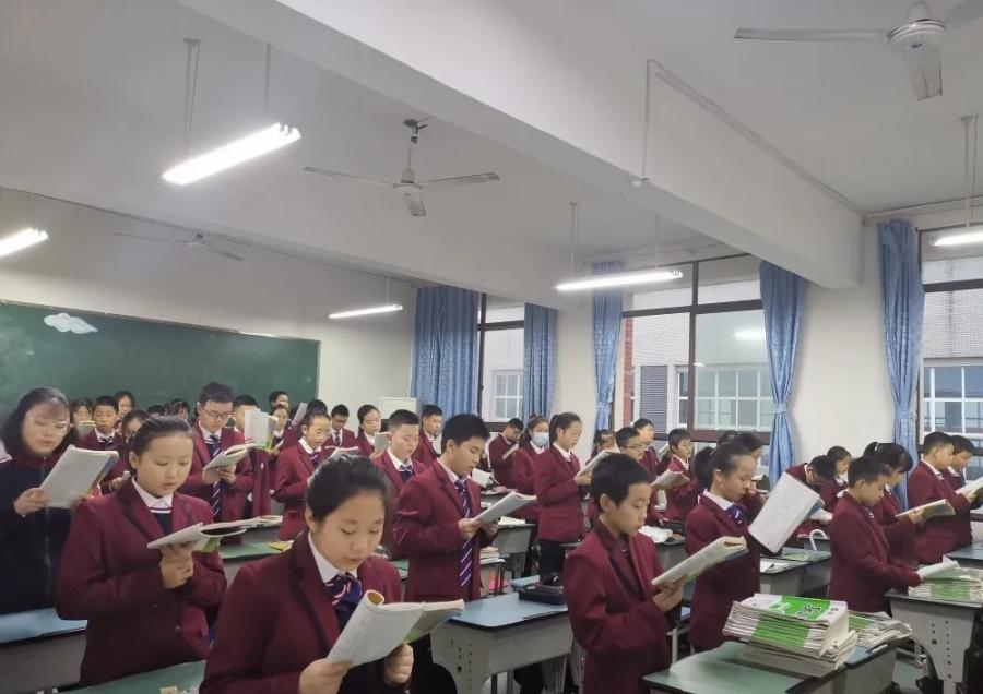 最有水平的中学校服,全国排名前十的校服