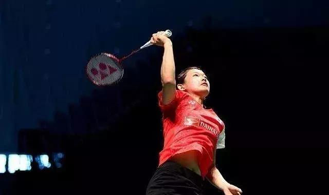 学会这几点，打好羽毛球高远球不再是梦