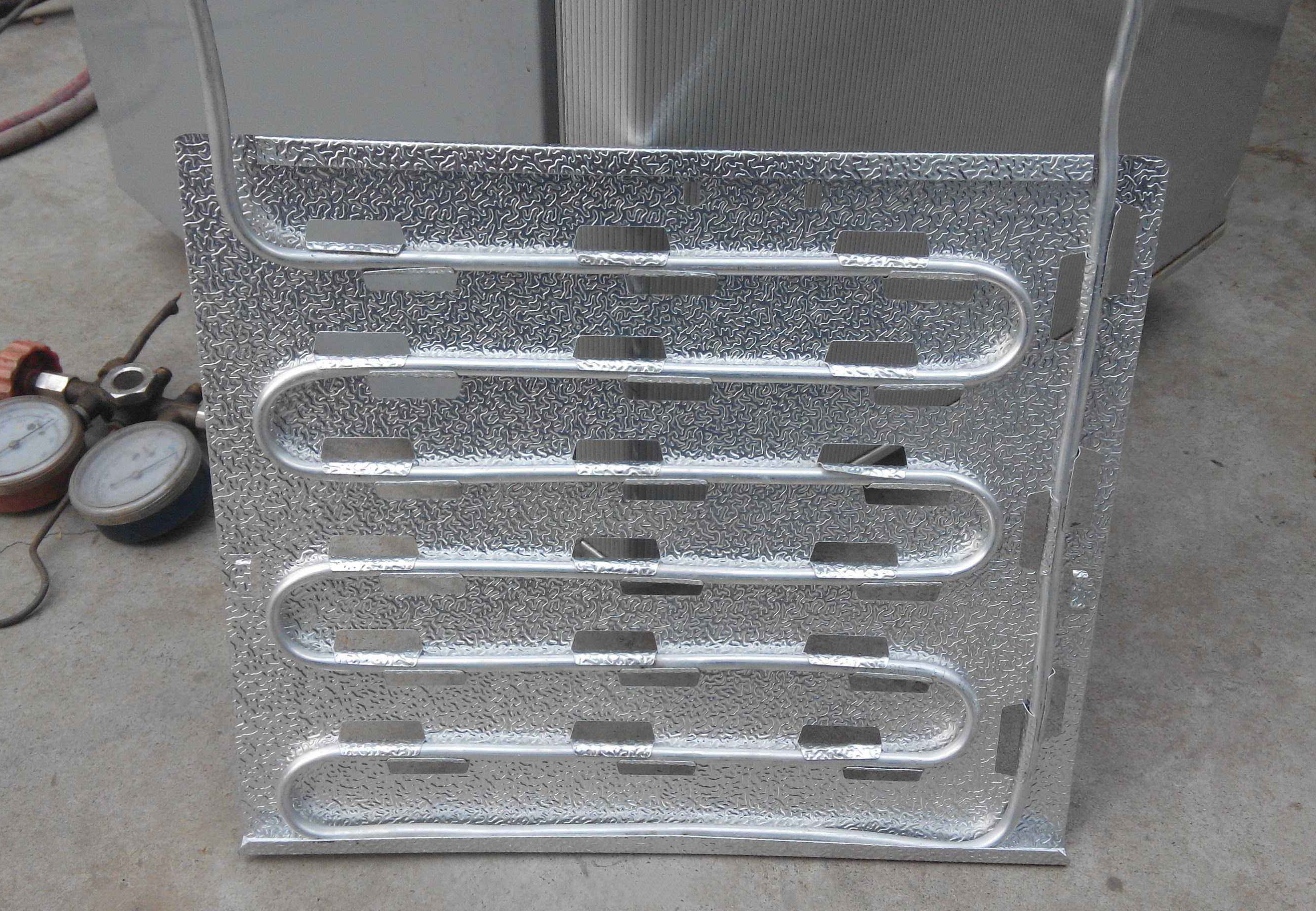 海尔冰箱风冷无霜和直冷有啥区别,直冷和风冷冰箱怎么区别