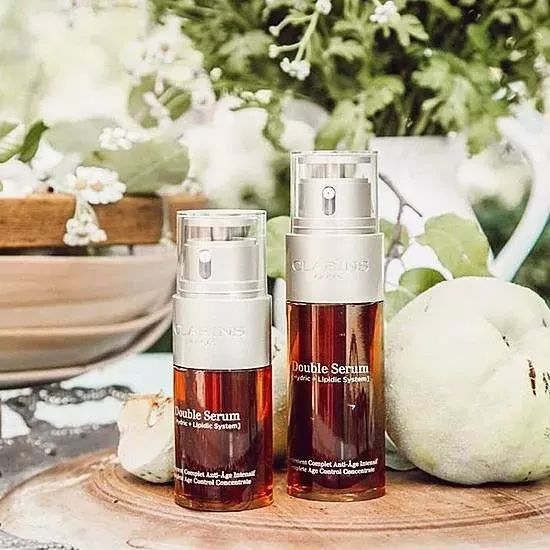 干皮娇韵诗双萃和红腰子哪个好,娇韵诗双萃精华跟红腰子哪个更好