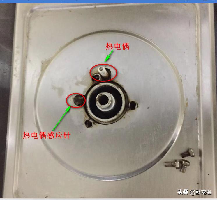 煤气灶打不着火怎么办？白花了100元，师傅过来3秒搞定