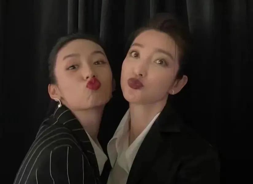 这姑娘会来事儿,性格好,就说她会红吧