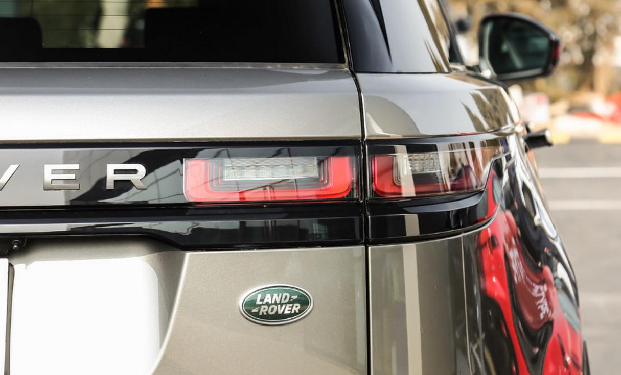 最美路虎终于倒下!原价57.2万,现跌至44万多,为何就是卖不动?