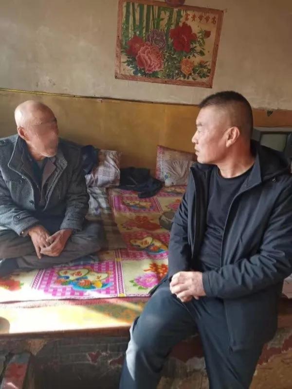 呼市村支书,内蒙古一村支书